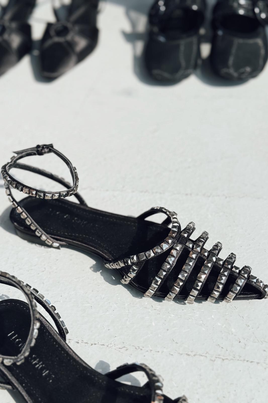 Xomira Siyah Bant Detaylı Kadın Babet - ILOVESHOES