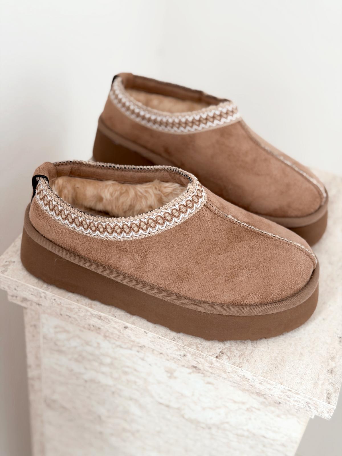 Lefani Kadın İçi Tüylü Terlik Camel Süet - ILOVESHOES