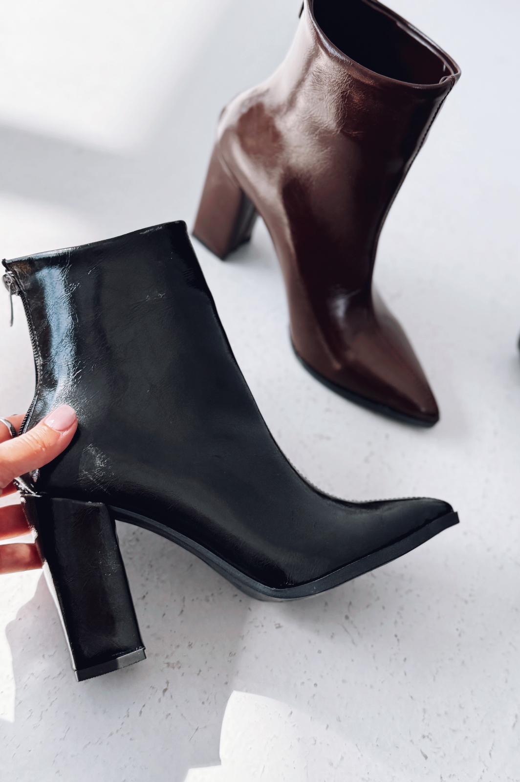 Miren Kadın Topuklu Bot Siyah Parlak Deri - ILOVESHOES