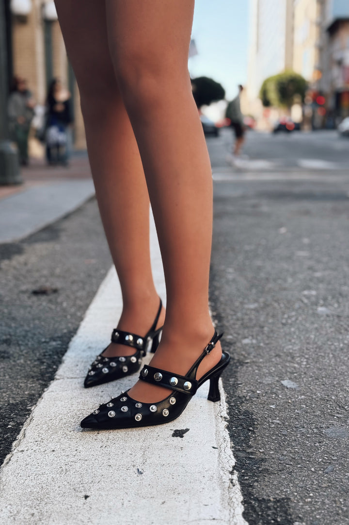 Selorin Mat Deri Zımba Detaylı Stiletto Siyah