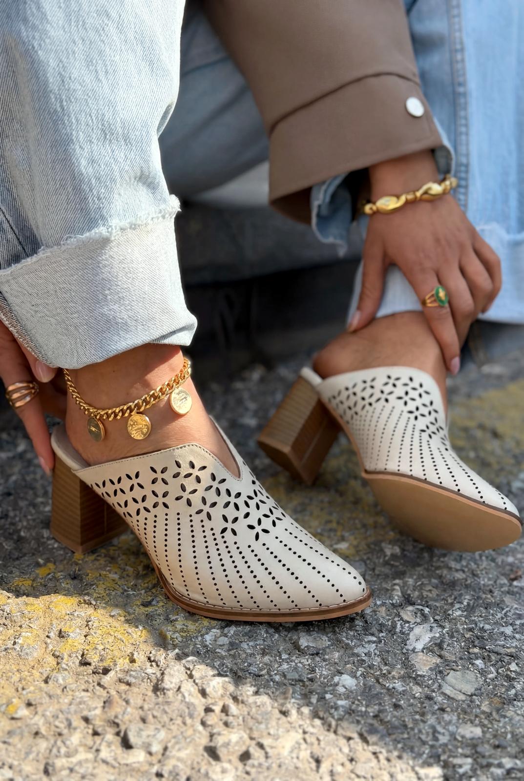 Noravina Hakiki Deri Topuklu Terlik Bej - ILOVESHOES