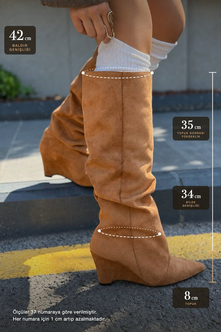 Arenia Taba Süet Kadın Dolgu Topuklu Çizme - ILOVESHOES