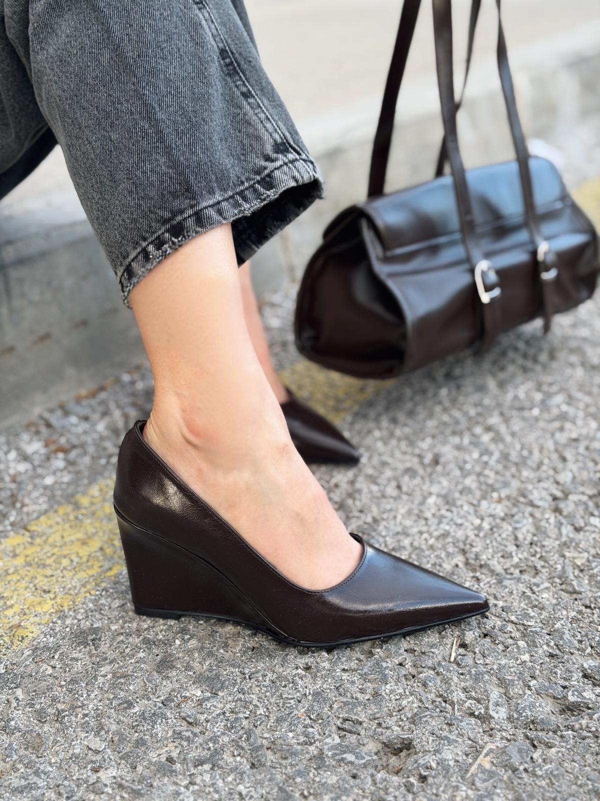 Laretta Vintage Baget Çanta Siyah Mat Deri - ILOVESHOES