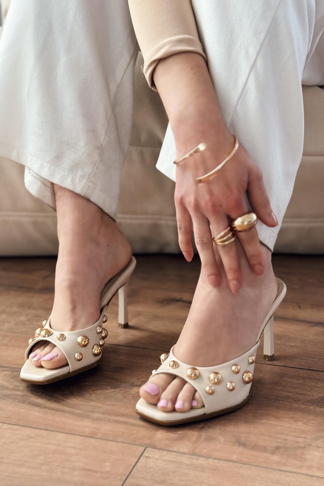 Vynola Mat Deri Trok Detaylı Kadın Terlik Bej - ILOVESHOES