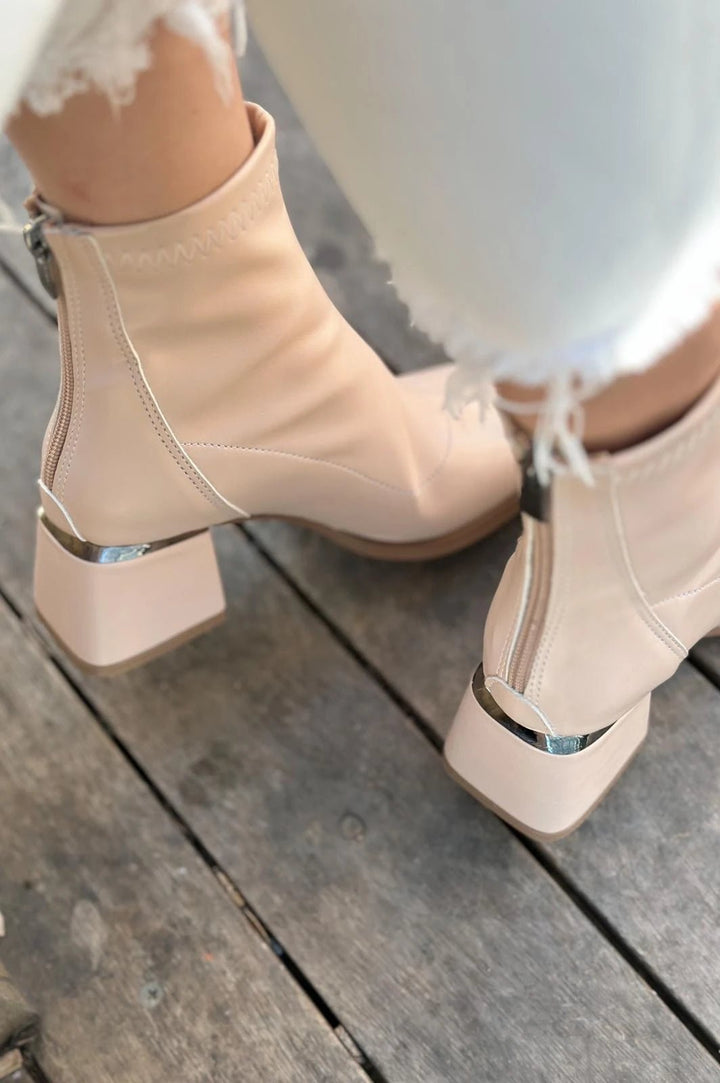 Daviyo Mat Deri Streç Kadın Bot Nude - ILOVESHOES