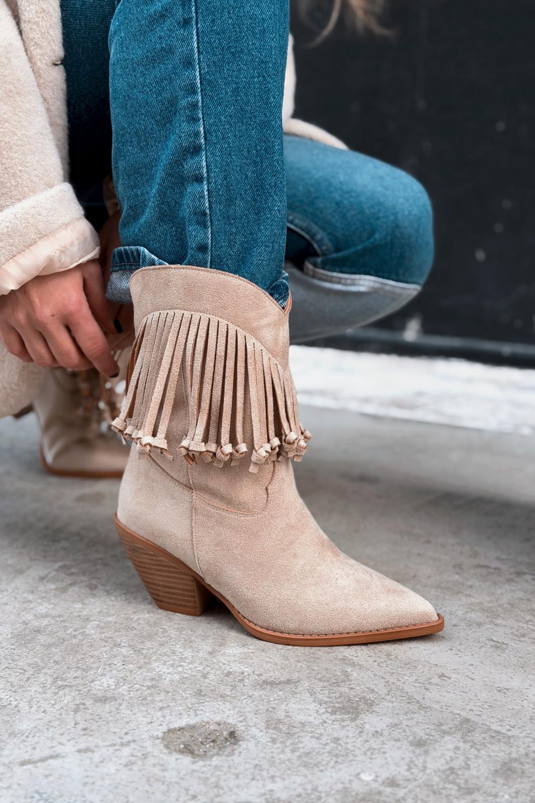 Iserne Kadın Kovboy Bot Bej Süet Püsküllü - ILOVESHOES