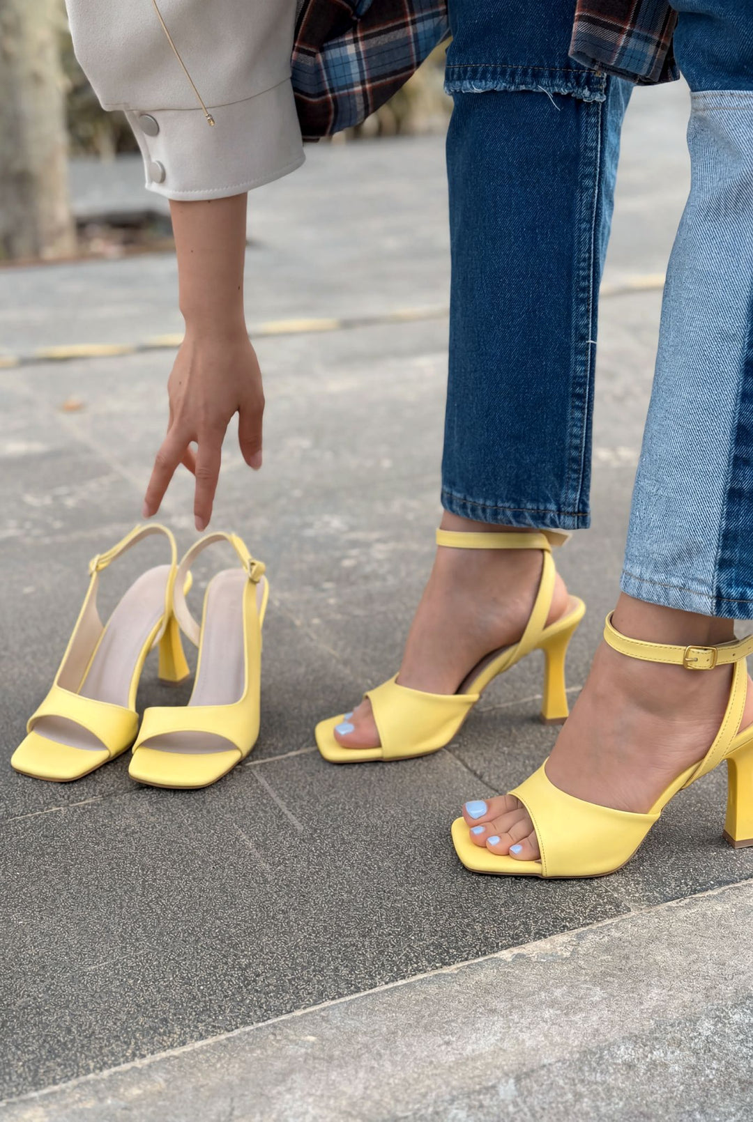 Solvion Topuklu Sandalet Sarı Mat Deri - ILOVESHOES