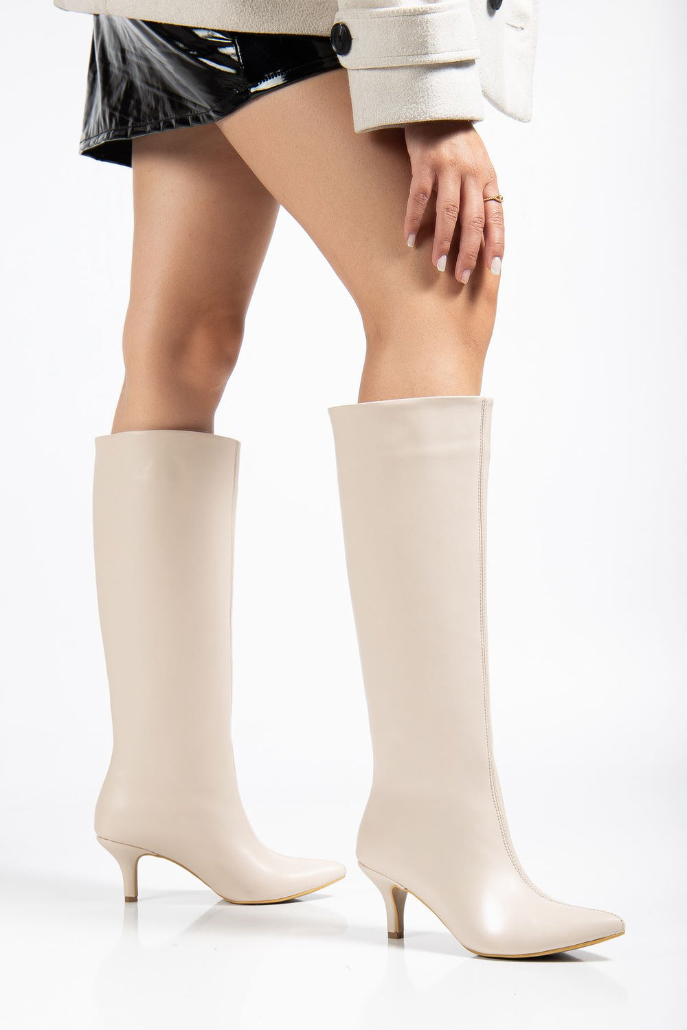 Celmira Kadın Topuklu Çizme Bej Kırışık Rugan - ILOVESHOES