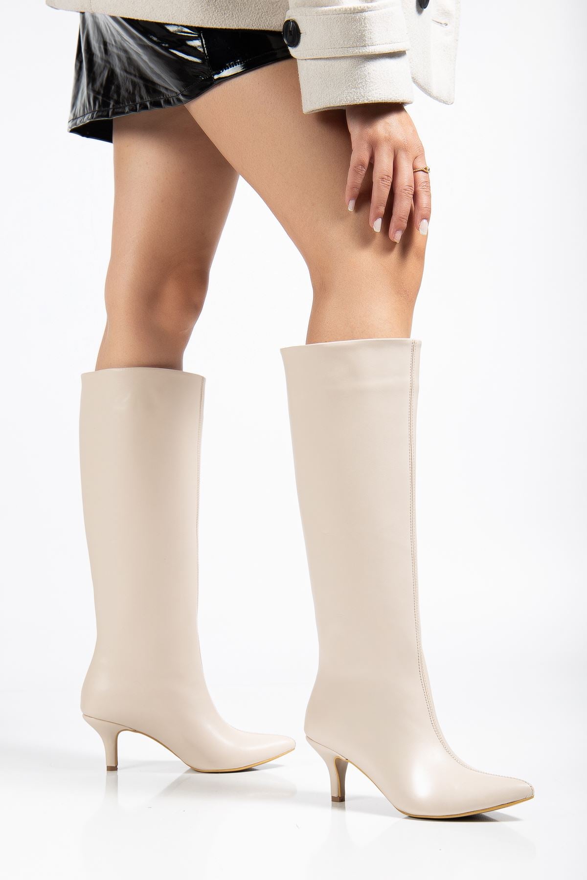 Celmira Kadın Topuklu Çizme Bej Kırışık Rugan - ILOVESHOES