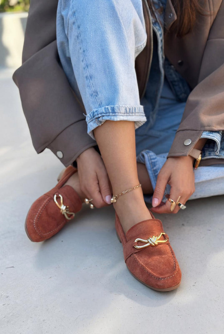 Avelis Kadın Loafer Kiremit Süet Fiyonk Detaylı - ILOVESHOES