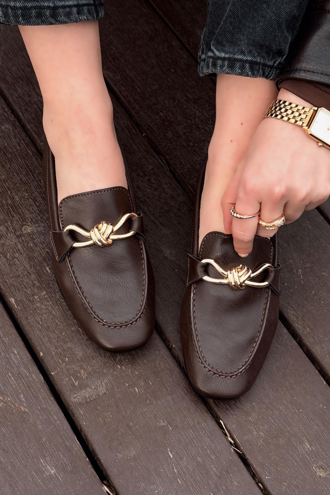 Avelis Kadın Loafer Acıkahve Mat Deri Fiyonk Detaylı - ILOVESHOES