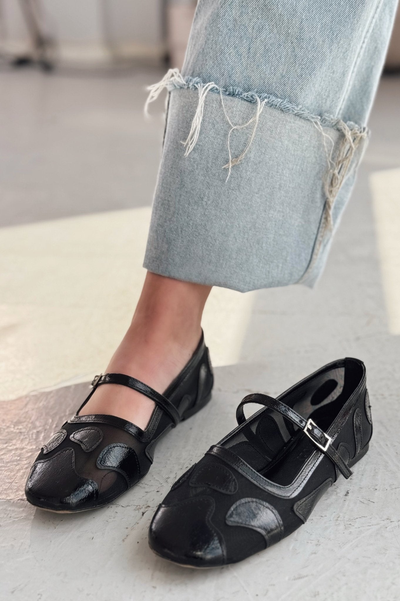 Sartil Nakış Detaylı Metalik Siyah Tül Babet - ILOVESHOES