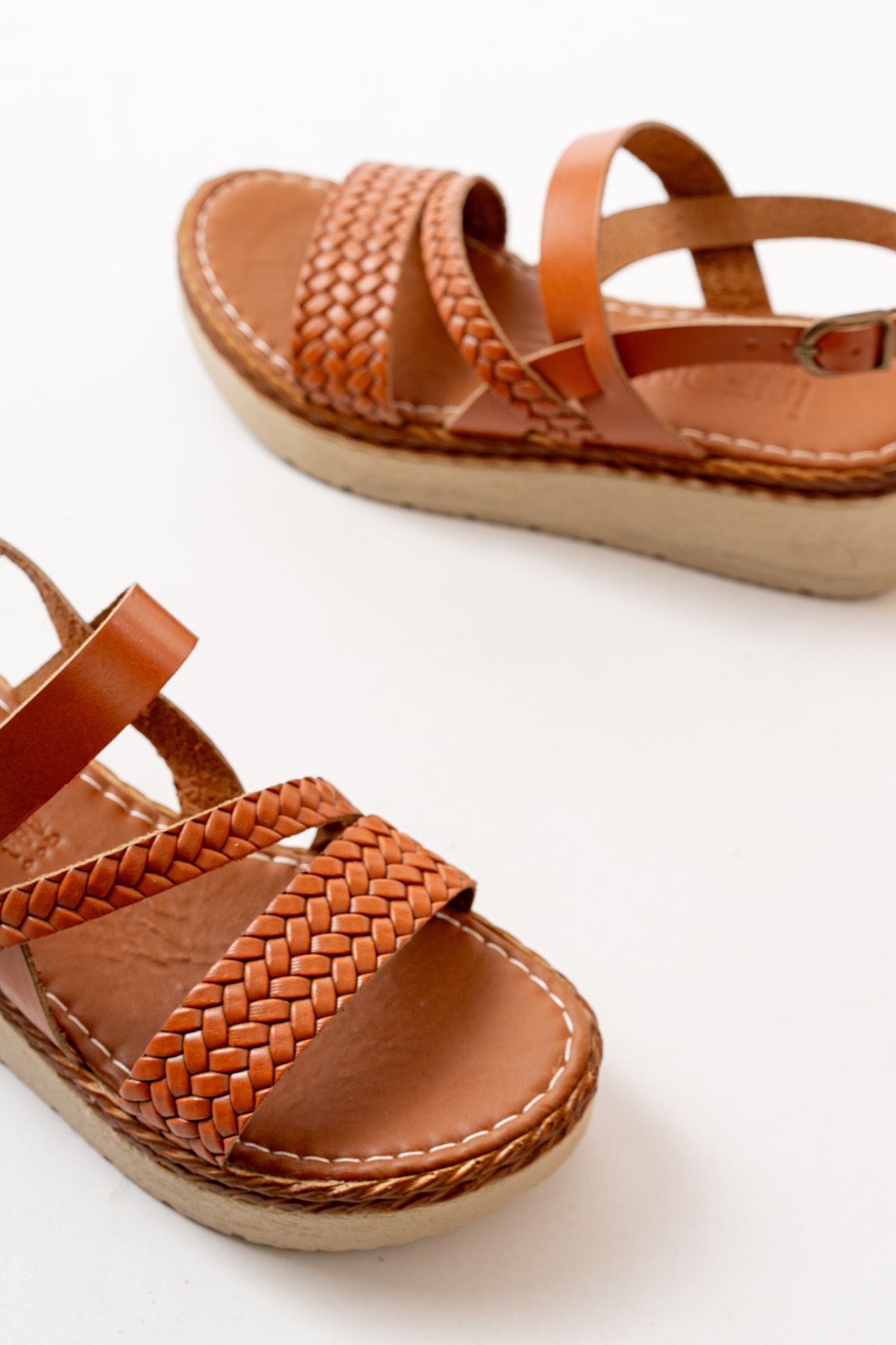 Heliona Hakiki Deri Taba Kalın Taban Kadın Sandalet - ILOVESHOES