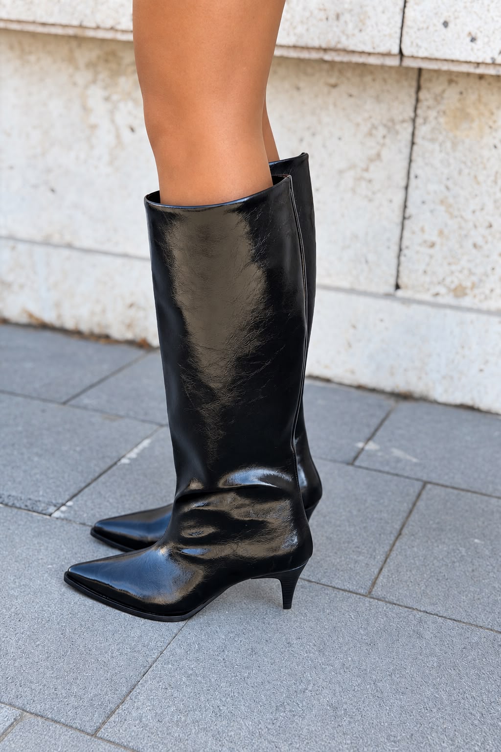 Sovra Siyah Kırışık Deri Kadın Çizme - ILOVESHOES