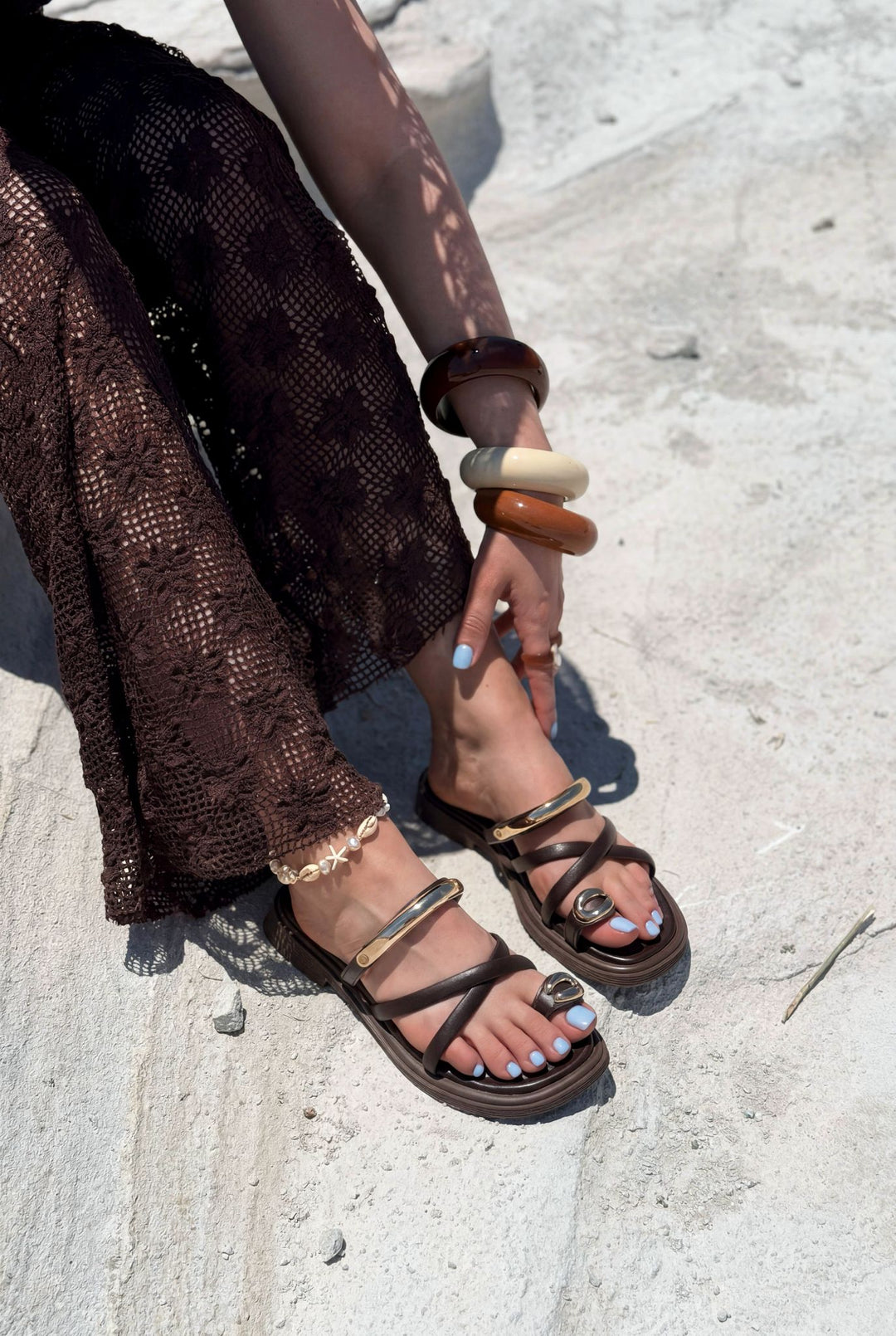 Tirano Acı Kahve Mat Deri Kadın Parmak Arası Terlik - ILOVESHOES