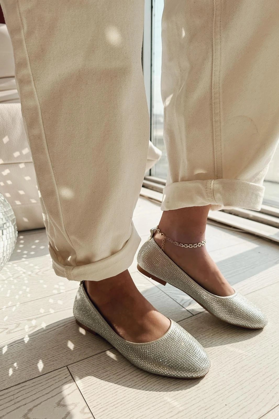 Lodiya Saten Taş Detaylı Babet Gümüş - ILOVESHOES