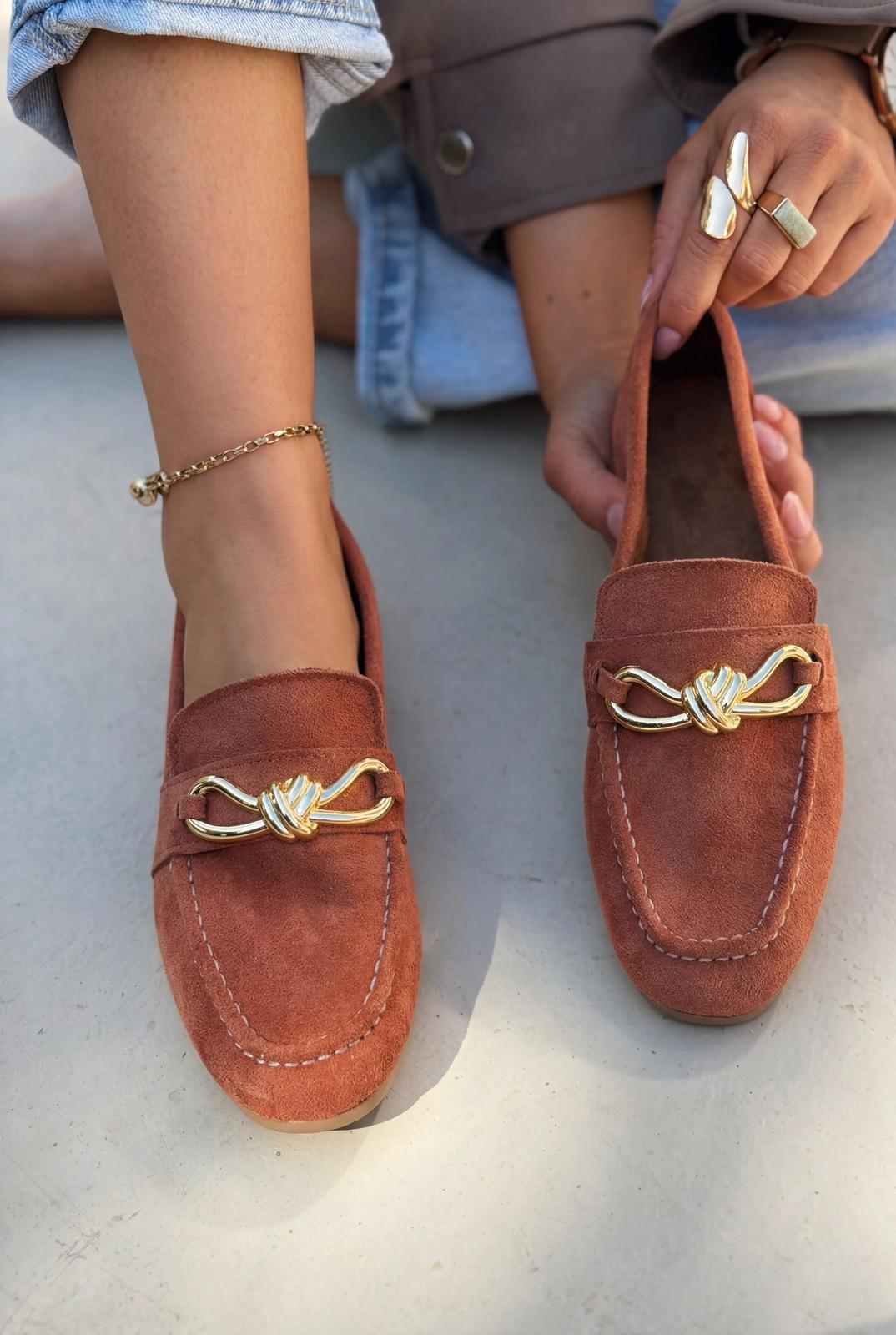 Avelis Kadın Loafer Kiremit Süet Fiyonk Detaylı - ILOVESHOES