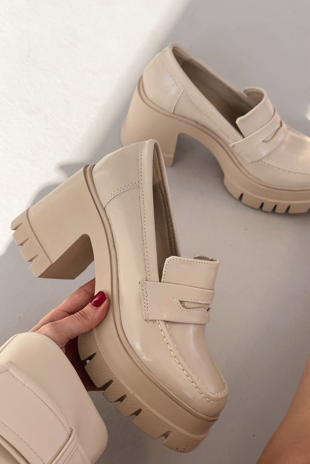 Passeta Kalın Taban Topuklu Kadın Loafer Bej Mat Rugan - ILOVESHOES