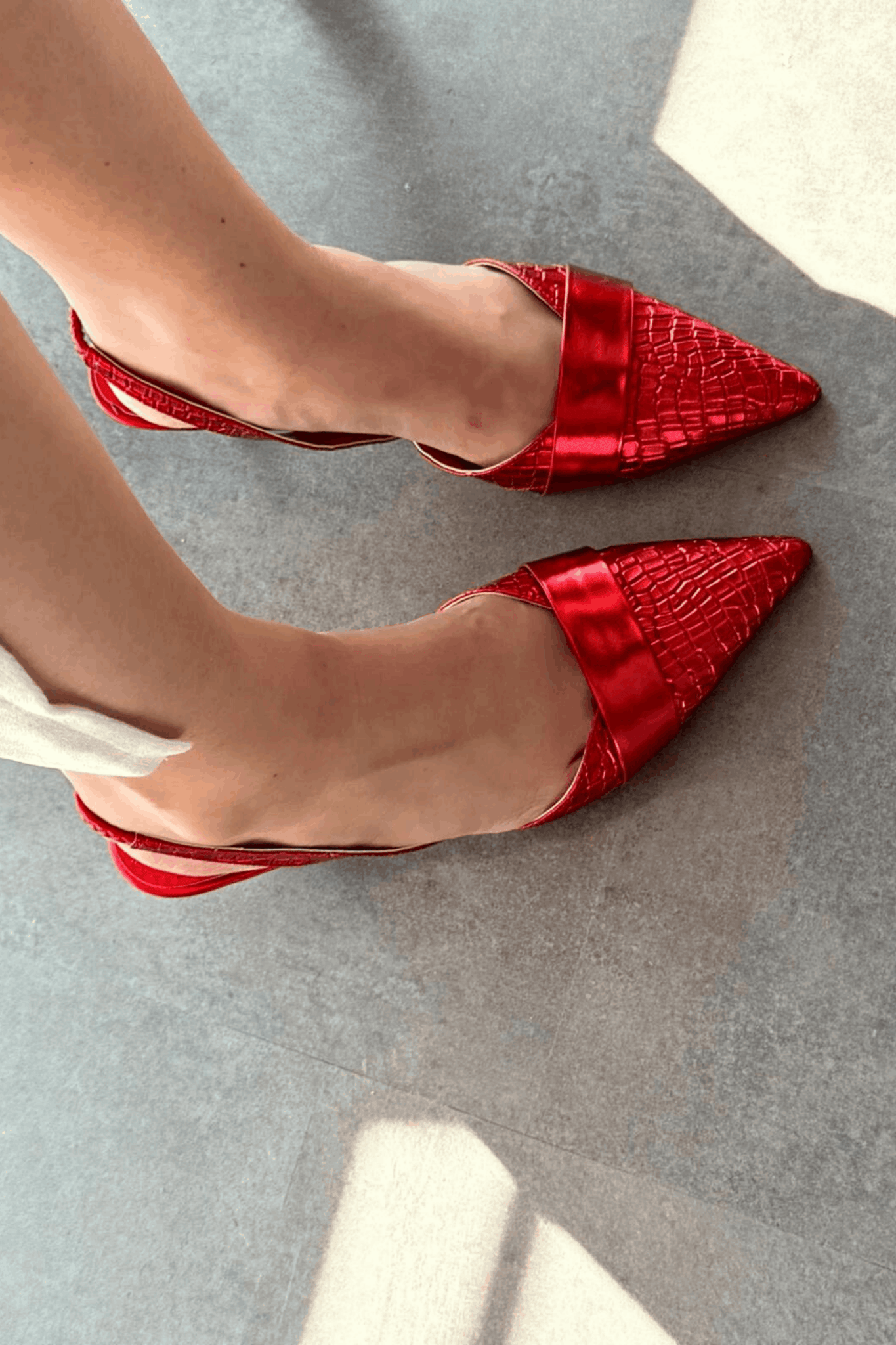 Midans Parlak Deri Kısa Topuklu Stiletto Kırmızı - ILOVESHOES