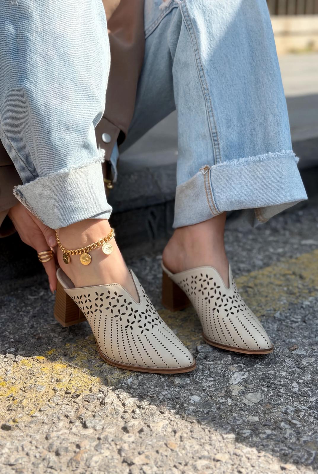 Noravina Hakiki Deri Topuklu Terlik Bej - ILOVESHOES