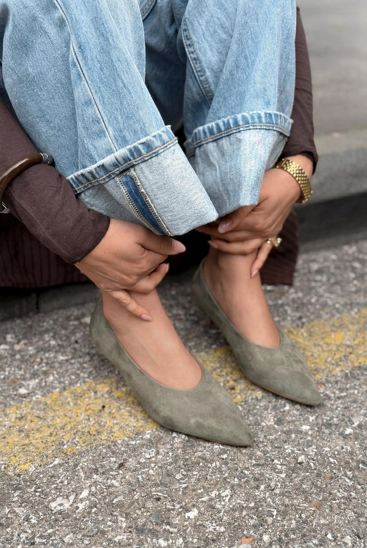 Seranis Hakiki Deri Stiletto Haki Süet - ILOVESHOES