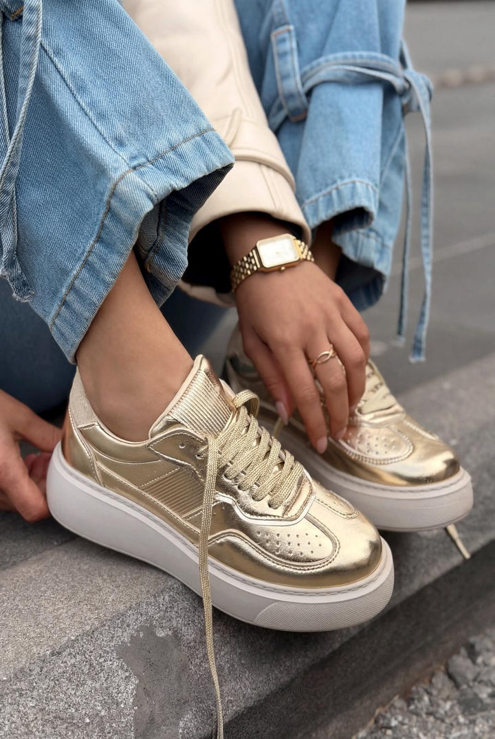 Larisa Kadın Spor Ayakkabı Gold Parlak Deri - ILOVESHOES