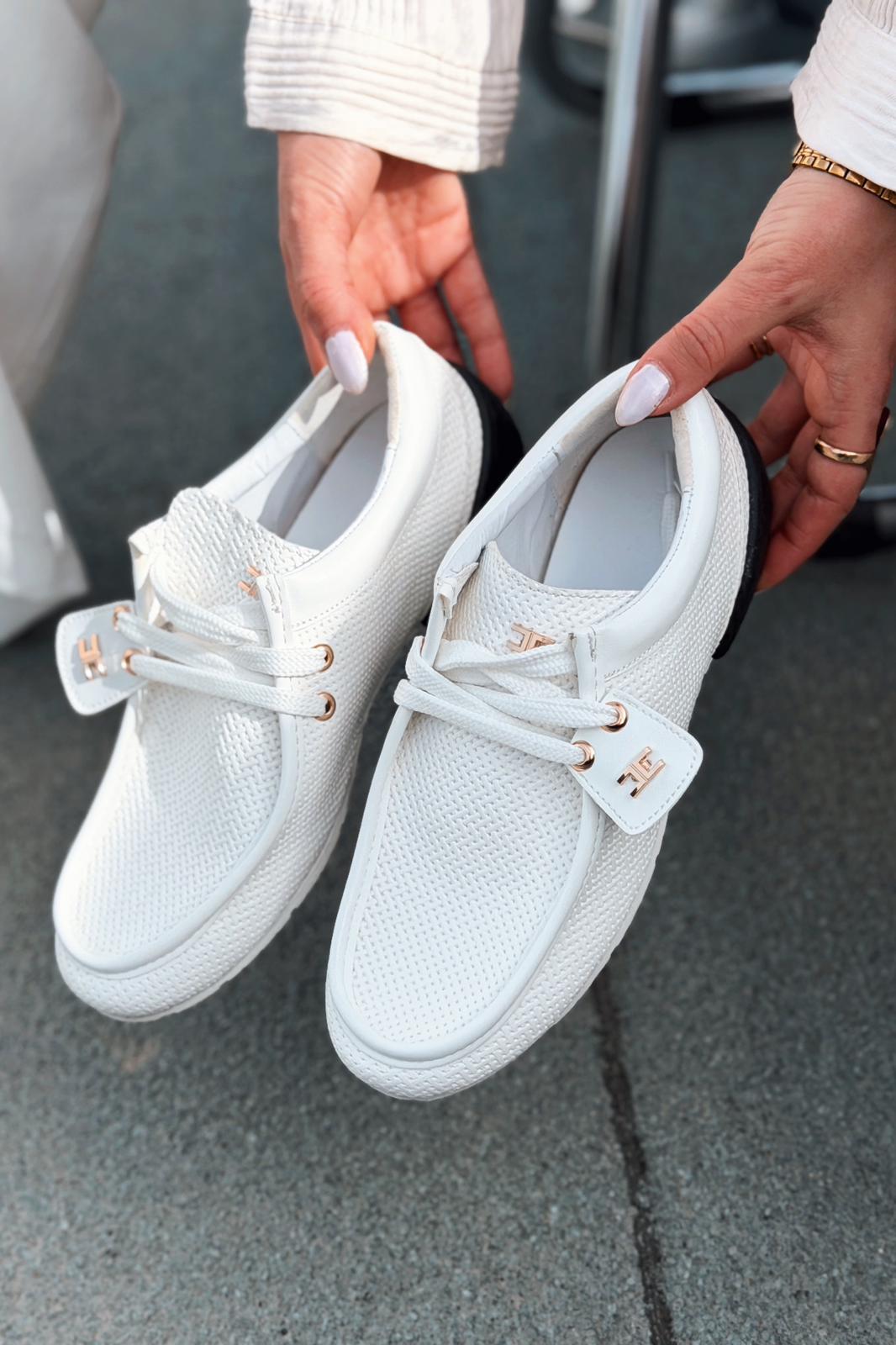 Vionelle Beyaz Mat Deri Kadın Spor Ayakkabı - ILOVESHOES