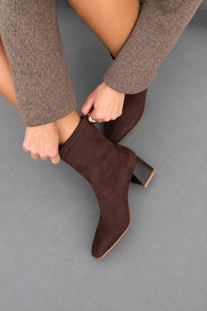 Delsia Acı Kahve Süet Kadın Streç Bot - ILOVESHOES