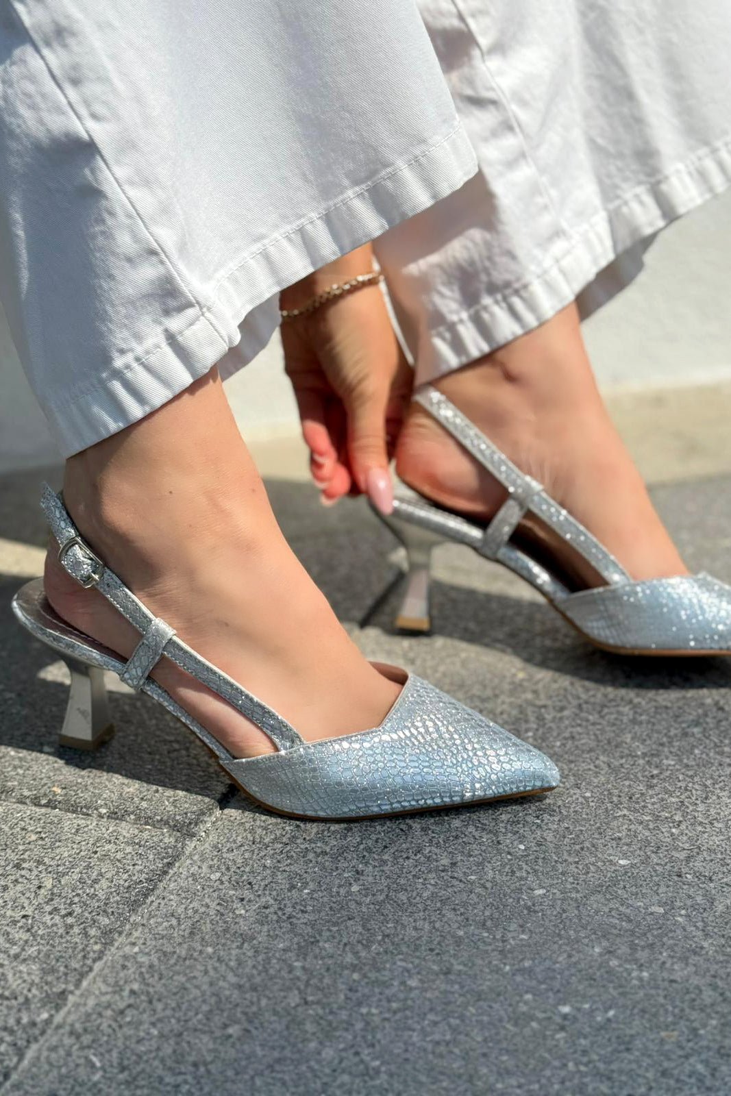 Nowse Mini Parlak Deri Desenli Stiletto Gümüş - ILOVESHOES