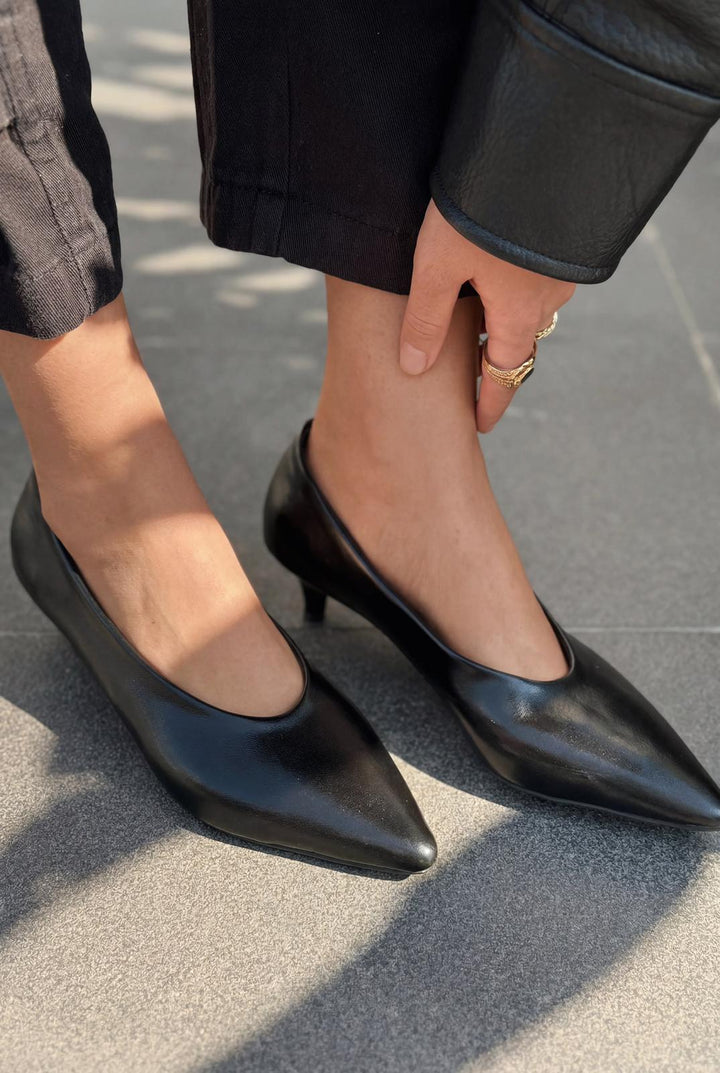 Seranis Stiletto Siyah Mat Deri - ILOVESHOES