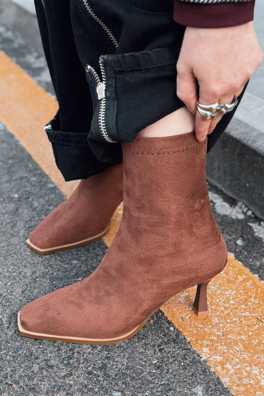 Alderie Kadın Topuklu Bot Taba Süet - ILOVESHOES