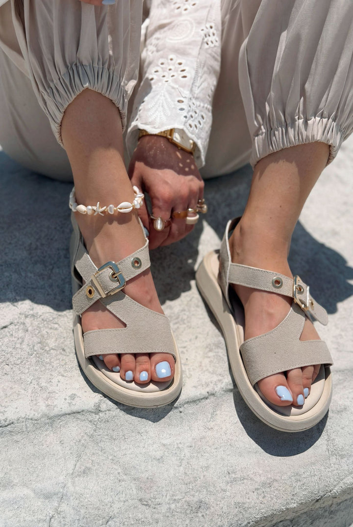 Melair Bej Süet Kadın Sandalet - ILOVESHOES