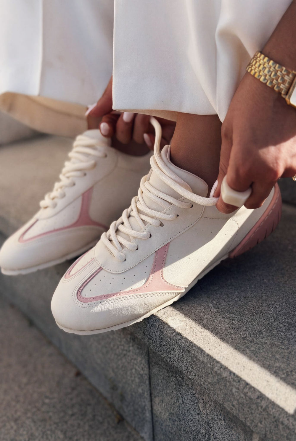 Rosven Pembe Mat Deri Kadın Spor Ayakkabı - ILOVESHOES