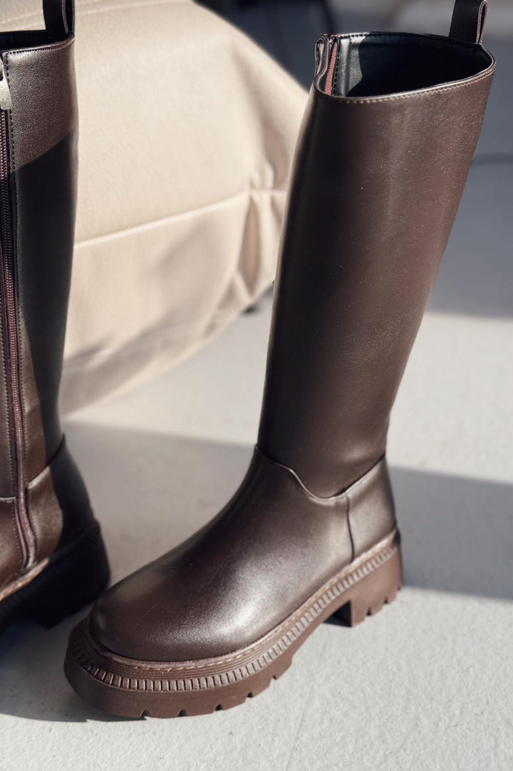 Vetra Kahverengi Fermuarlı Günlük Kadın Çizme - ILOVESHOES