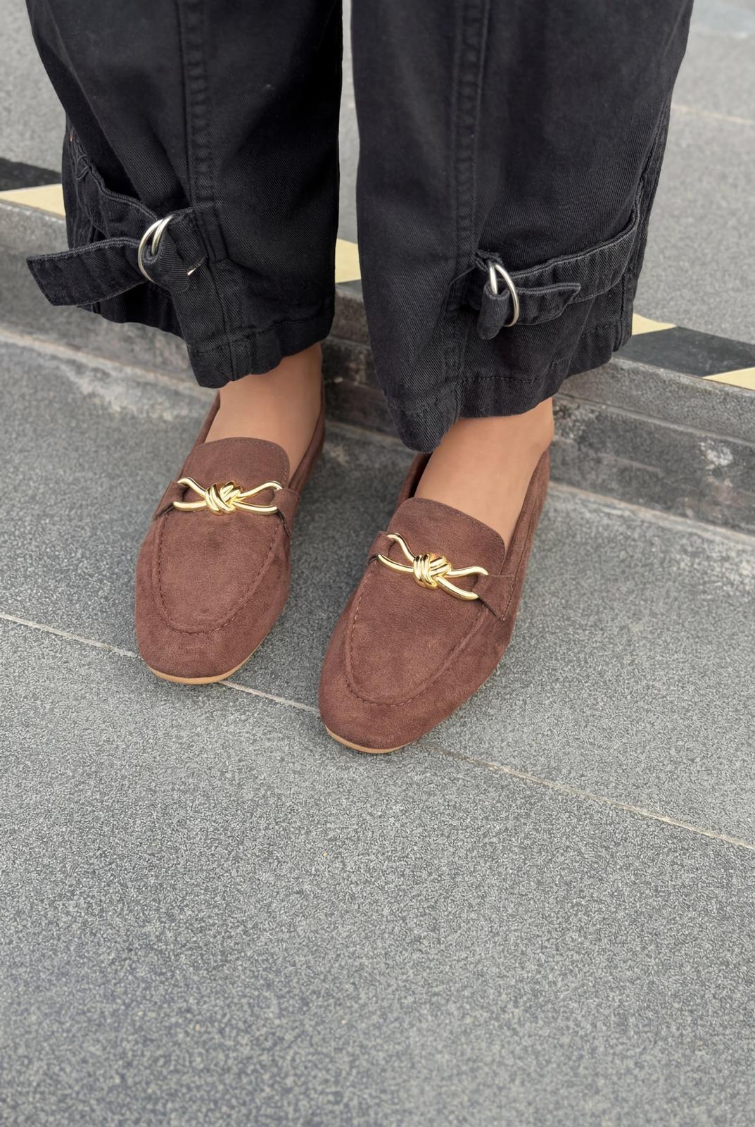 Avelis Kadın Loafer Acıkahve Süet Fiyonk Detaylı - ILOVESHOES