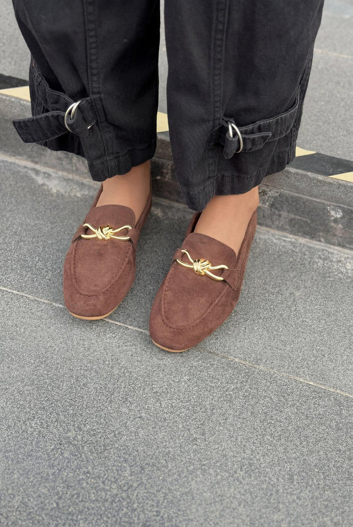 Avelis Kadın Loafer Acıkahve Süet Fiyonk Detaylı - ILOVESHOES