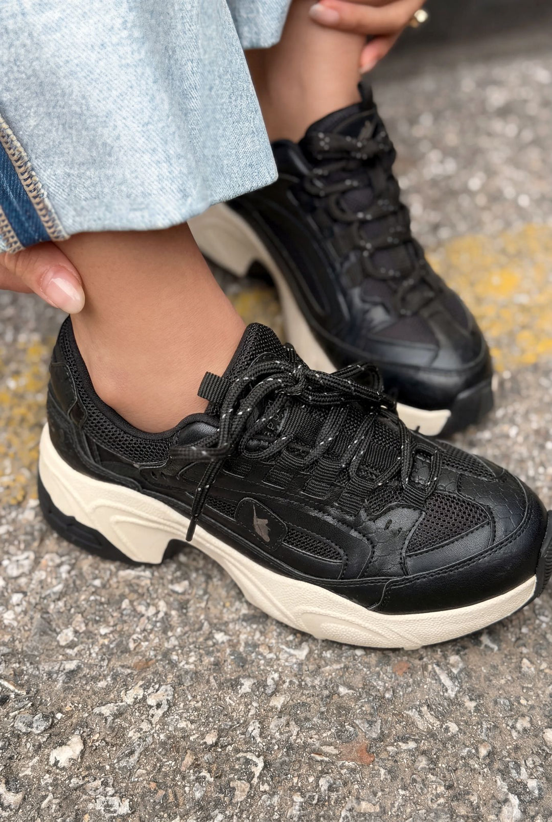 Norser Siyah Hakiki Deri Kadın Spor Ayakkabı - ILOVESHOES