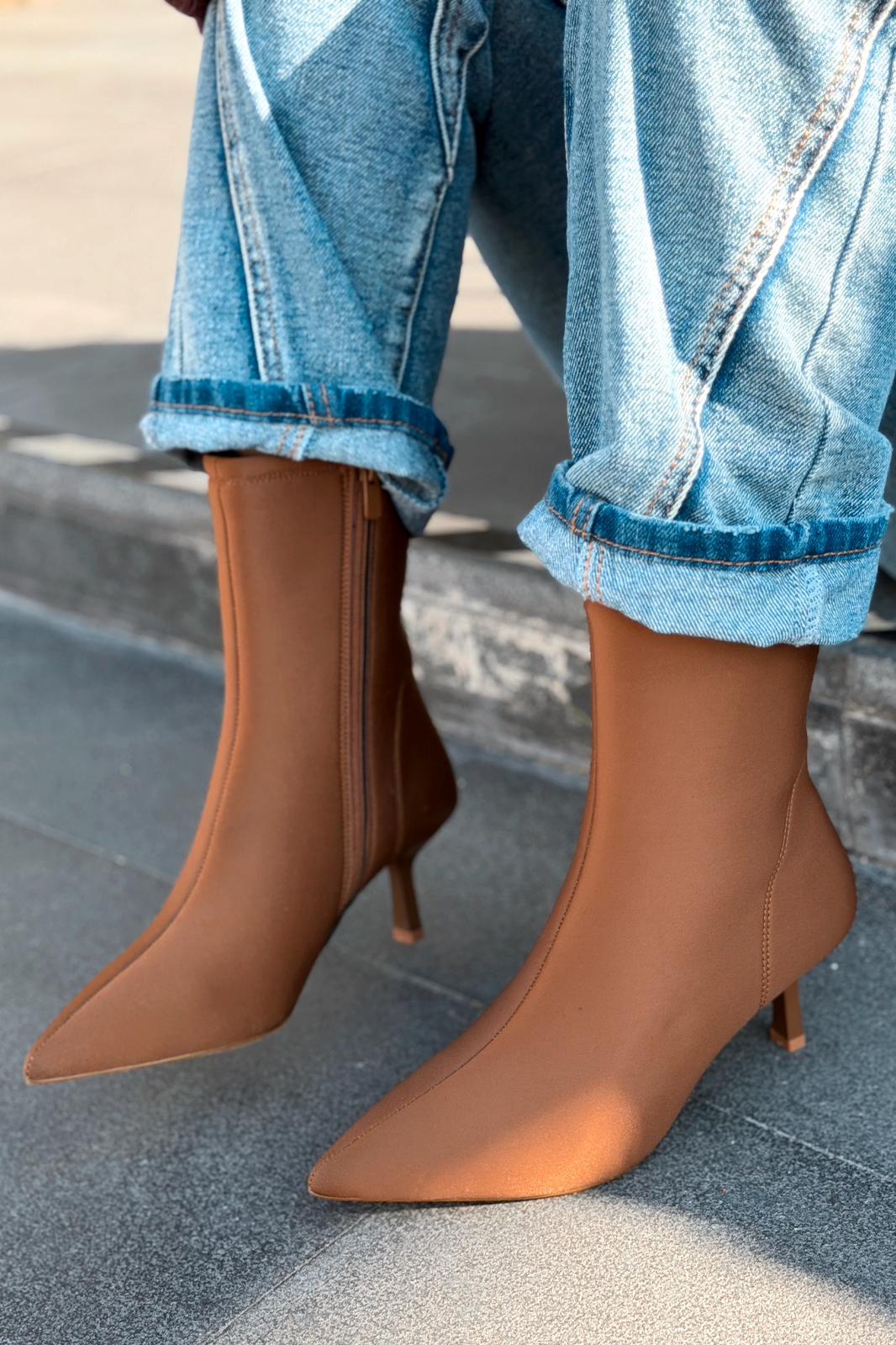 Evelin Kadın Dalgıç İnce Topuklu Bot Taba - ILOVESHOES