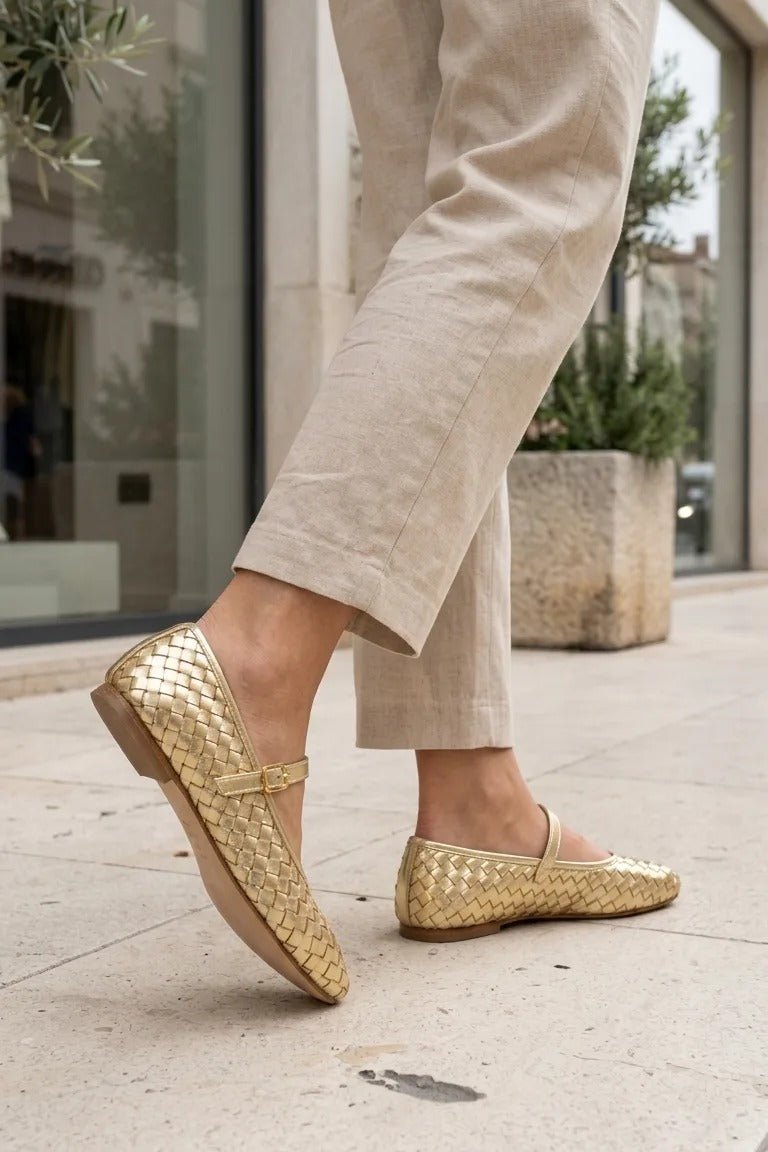 Roselle Gold Parlak Deri Kadın Babet - ILOVESHOES