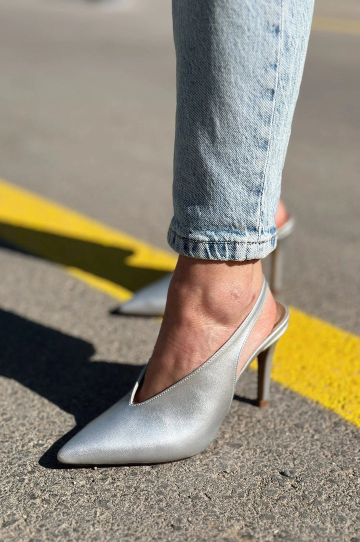 Cason Parlak Deri Yüksek Topuklu Stiletto Gümüş