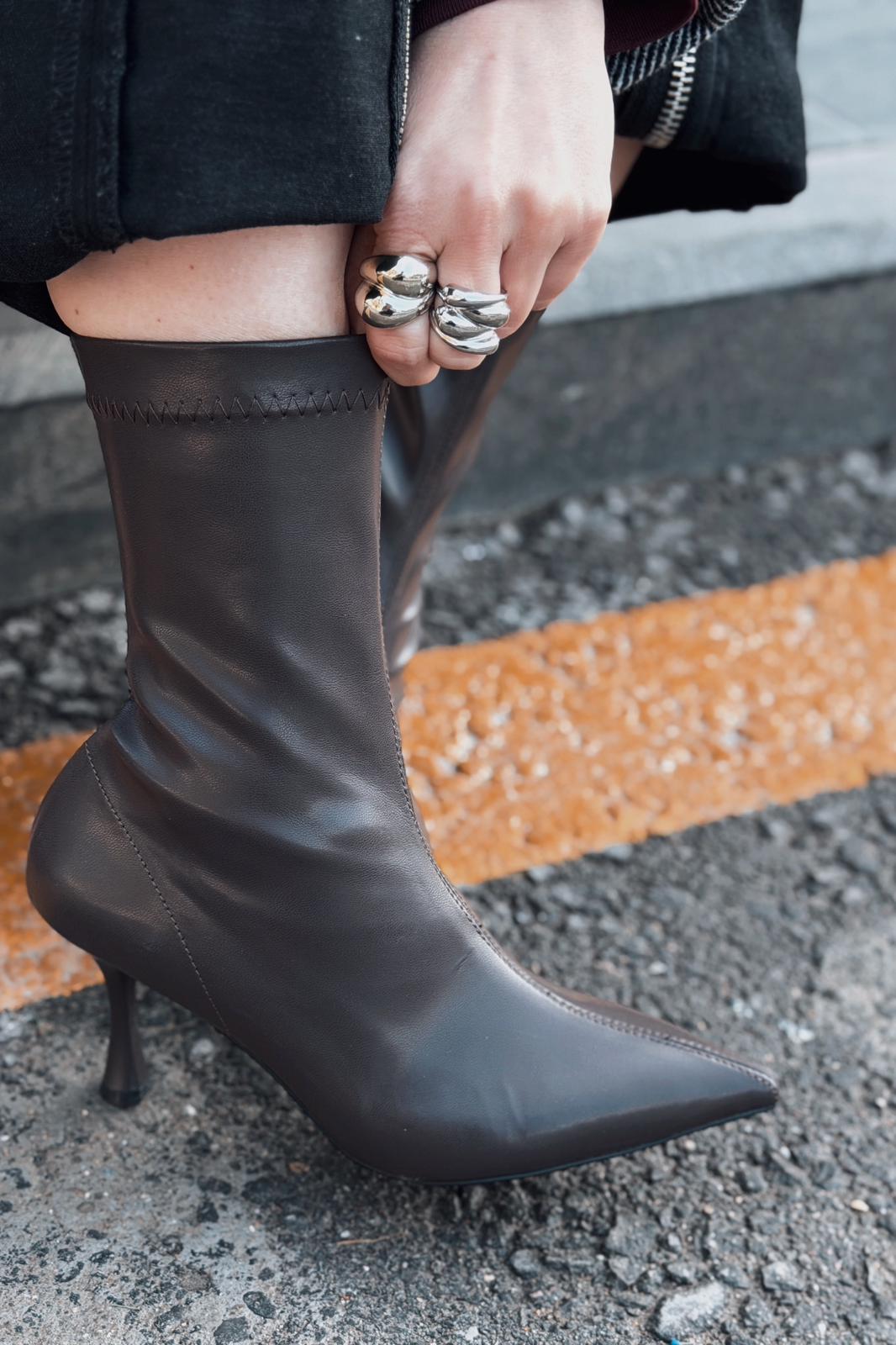 Osenia Kadın Topuklu Streç Bot Acıkahve Mat Deri - ILOVESHOES