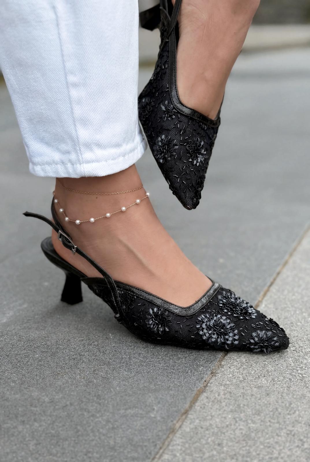 Serona Stiletto Siyah Nakışlı - ILOVESHOES
