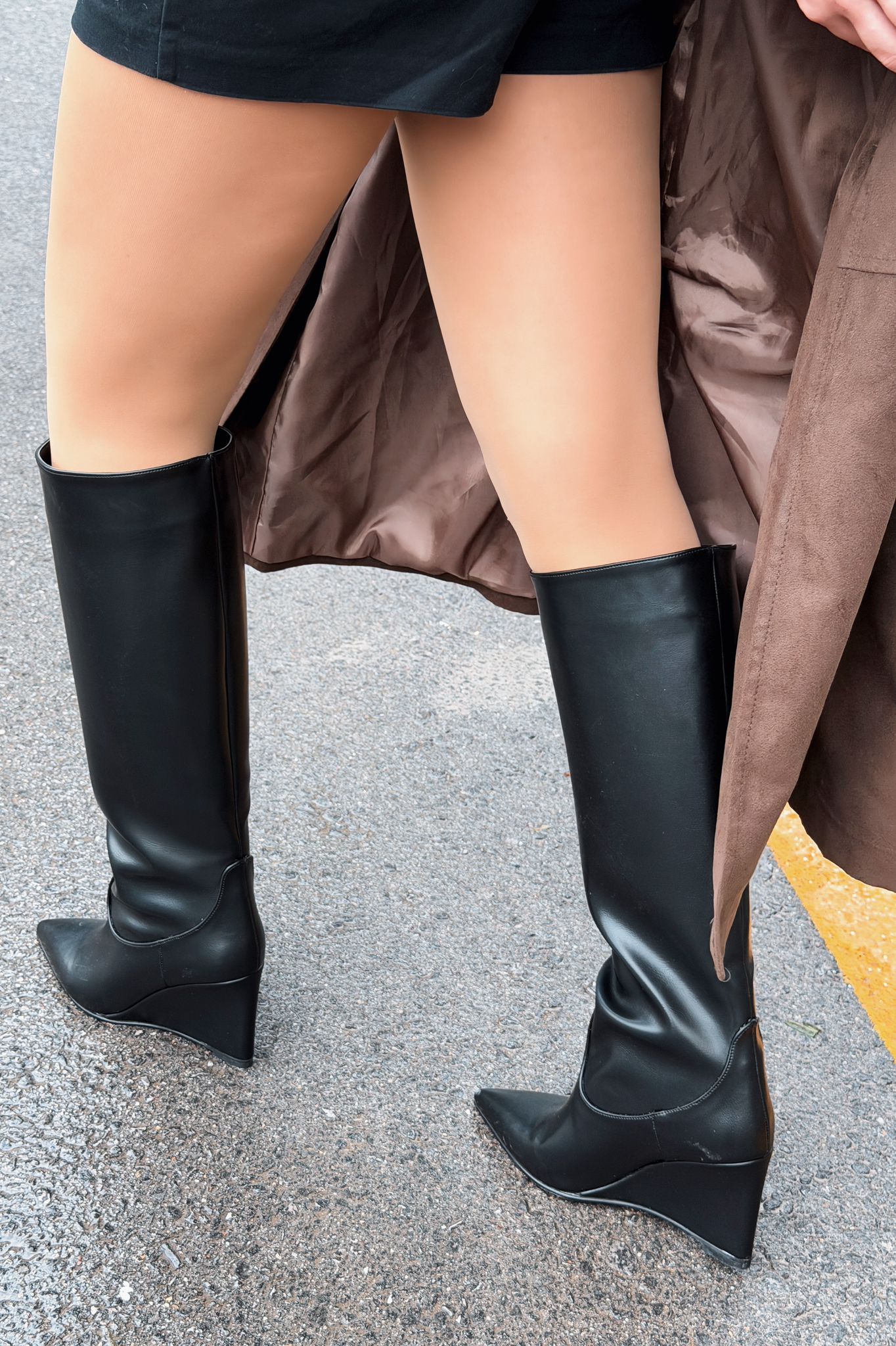 Ravita Kadın Dolgu Topuklu Çizme Siyah Mat Deri - ILOVESHOES