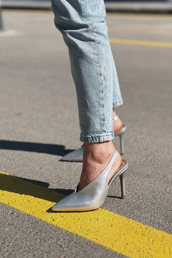 Cason Parlak Deri Yüksek Topuklu Stiletto Gümüş