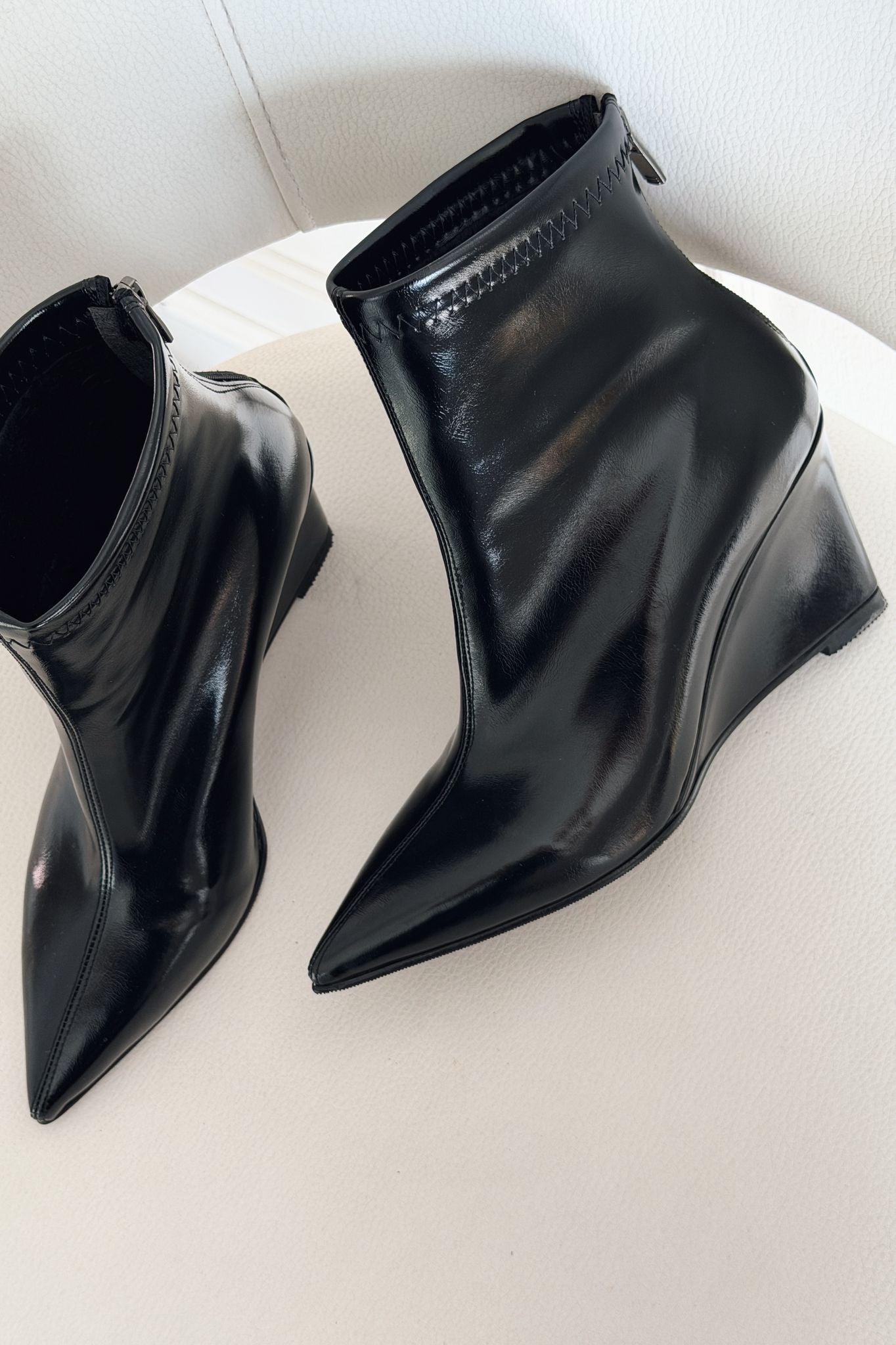 Valoti Kadın Dolgu Topuklu Bot Siyah Mat Deri - ILOVESHOES