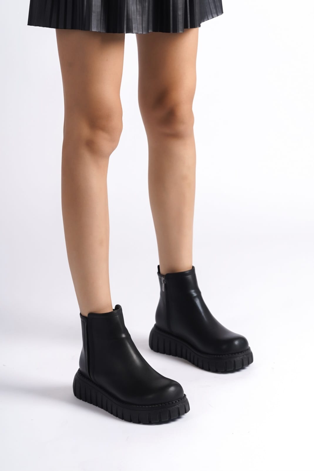 Velarise Kadın Bot Siyah Mat Deri - ILOVESHOES