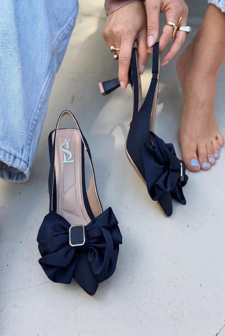 Velune Stiletto Lacivert Saten Fiyonk Detaylı - ILOVESHOES