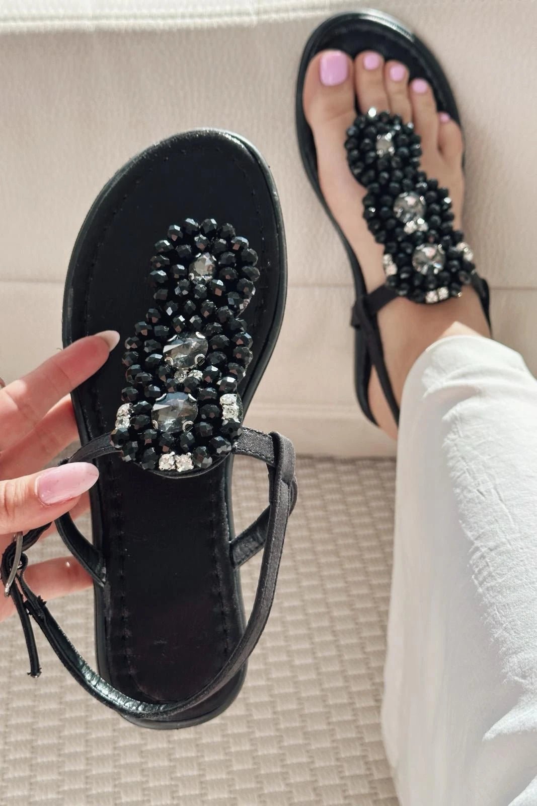 Leston Parlak Saten Taş Detaylı Kadın Sandalet Siyah - ILOVESHOES