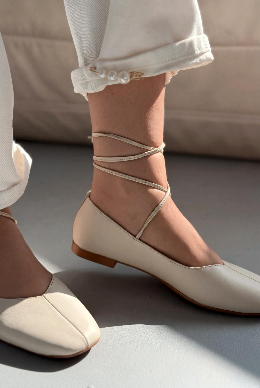 Morven Hakiki Deri Bej Kadın Babet - ILOVESHOES