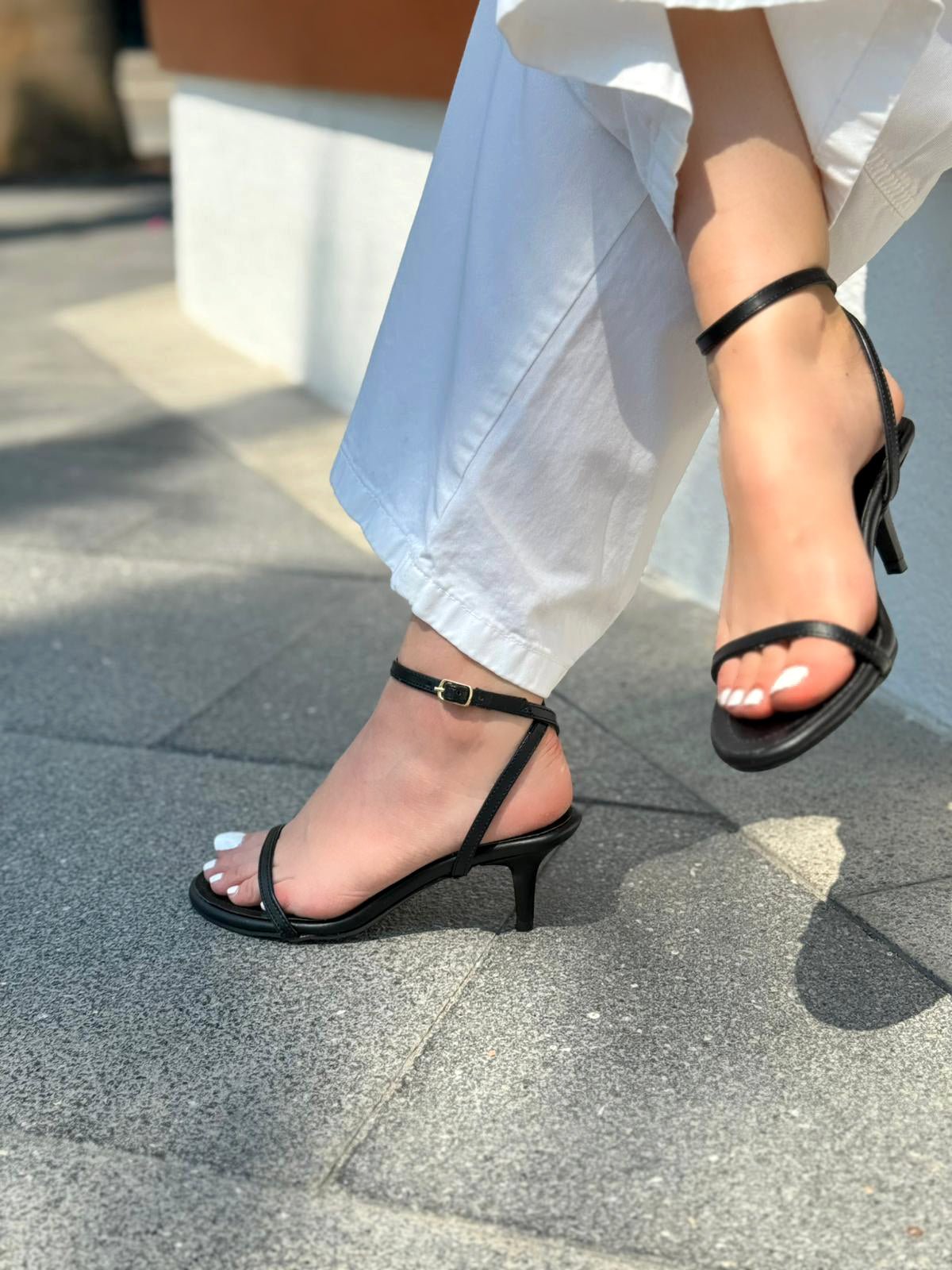 Colva Mat Deri Siyah Tek Bant Topuklu Ayakkabı - ILOVESHOES